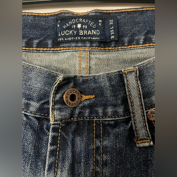 Lucky Brand Men's Bootcut Jeans in Classic Blue - Picture 2 of 4